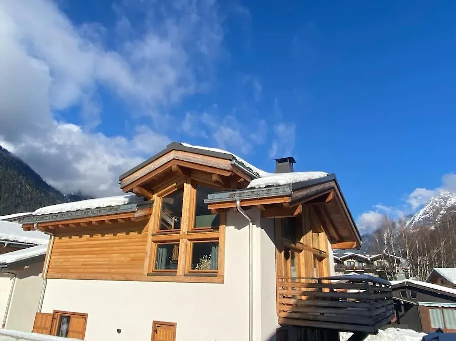 Chalet Isabella By Brennus Chamonix 0*,  France